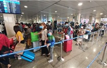 Hạn chế chuyến bay combo hạ cánh tại Cảng hàng không quốc tế Nội Bài và Tân Sơn Nhất để đảm bảo tránh ùn tắc.